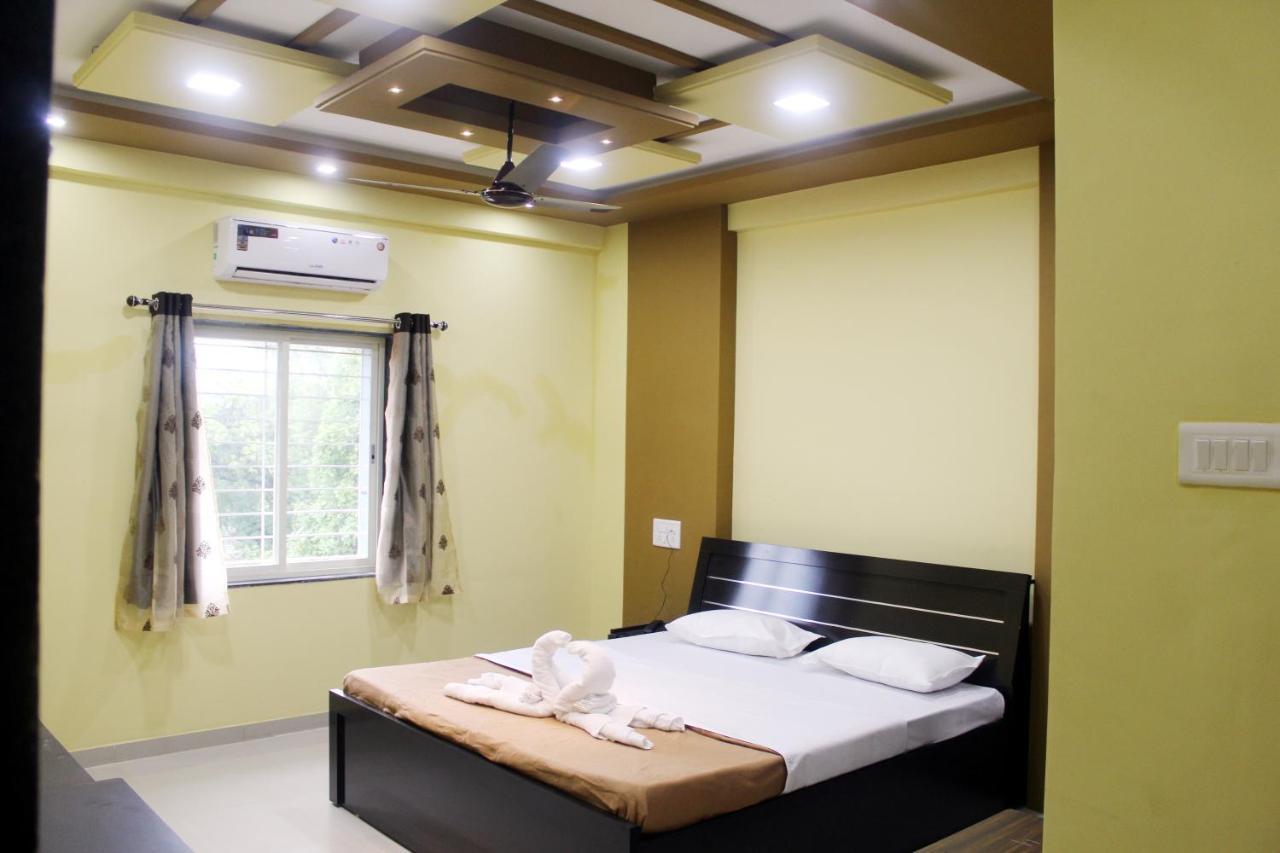 Neelisha River Front Inn Kankavali Ngoại thất bức ảnh
